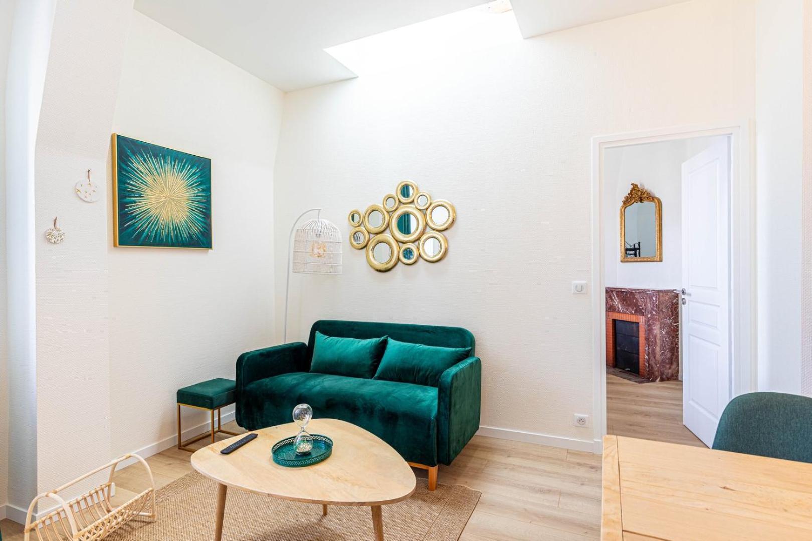 Guestready - Apt Moderne - Direct Champs Elysees Lägenhet Clichy Exteriör bild
